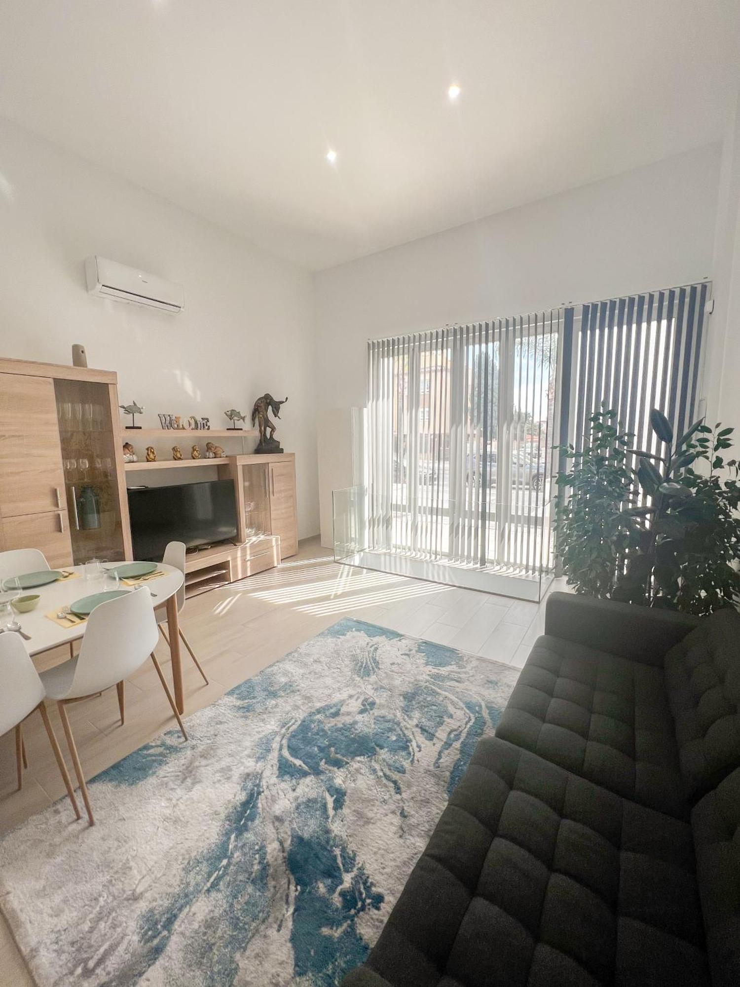 Cozy And Modern Family Flat Carihuela Apartment Torremolinos Exterior photo